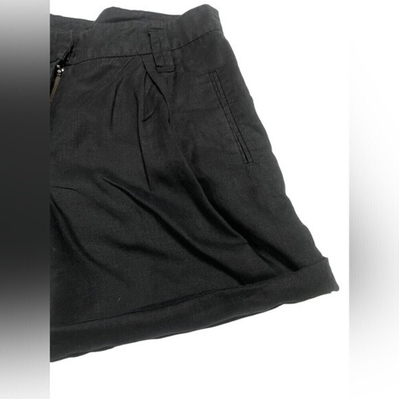 GARNET Hill Black Pleated‎ Linen Shorts - Picture 4 of 8